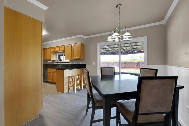 7307 N Roberta Way, Marysville, CA 95901