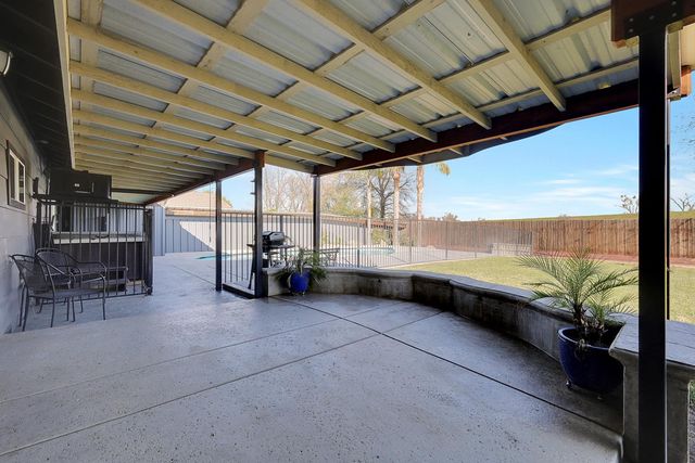 7307 N Roberta Way, Marysville, CA 95901