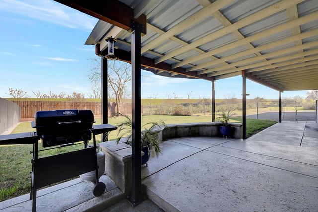 7307 N Roberta Way, Marysville, CA 95901