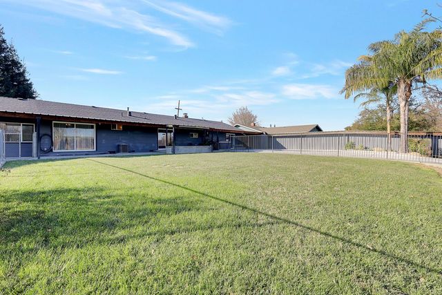 7307 N Roberta Way, Marysville, CA 95901