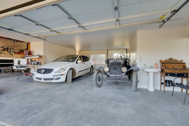 7307 N Roberta Way, Marysville, CA 95901