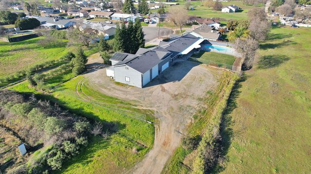 7307 N Roberta Way, Marysville, CA 95901
