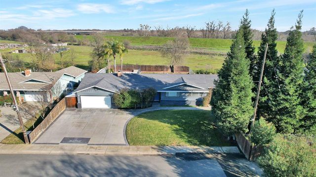 7307 N Roberta Way, Marysville, CA 95901