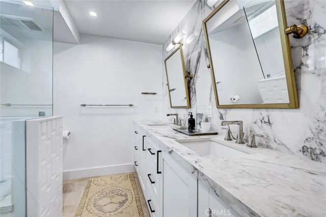 1819 11th, Manhattan Beach, CA 90266