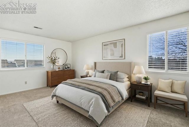 918 Tenderfoot Hill Road 202, Colorado Springs, CO 80906