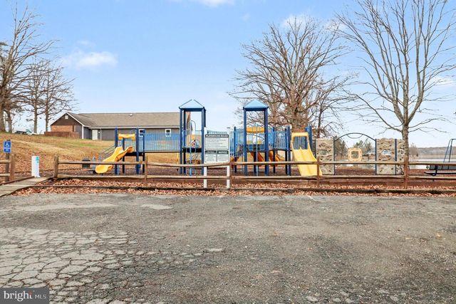 229 ESTATE DR, Ruther Glen, VA 22546