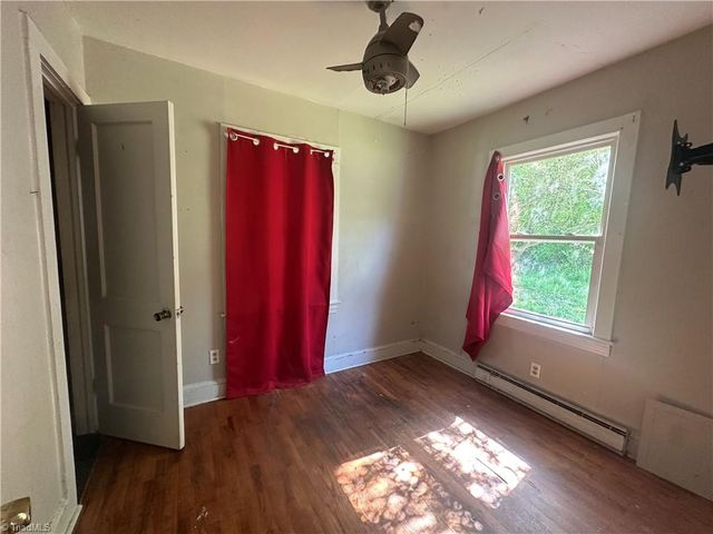 501 N WASHINGTON Avenue, Reidsville, NC 27320