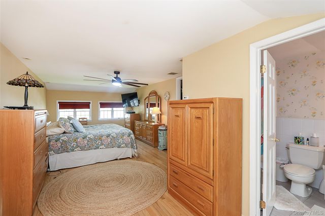 26 Daniel Drive, Glen Cove, NY 11542