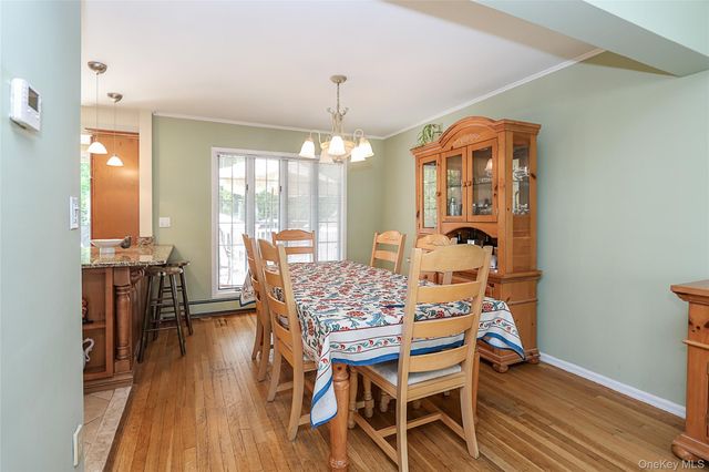 26 Daniel Drive, Glen Cove, NY 11542