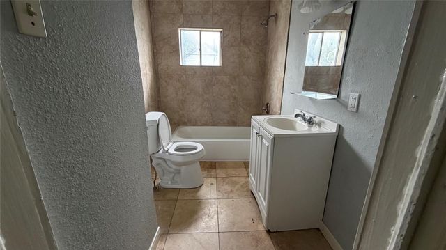 4017 Baden Street, Houston, TX 77009