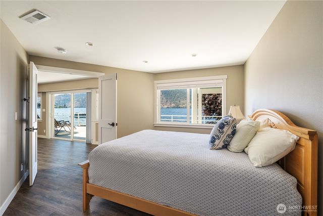 665 Manson Boulevard, Manson, WA 98831