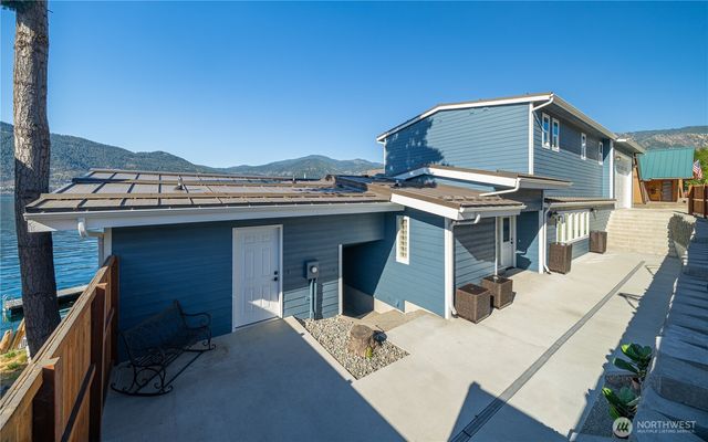 665 Manson Boulevard, Manson, WA 98831