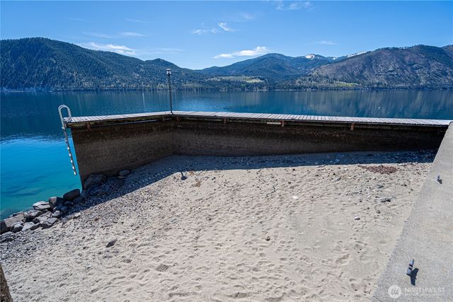 665 Manson Boulevard, Manson, WA 98831