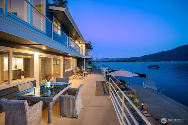 665 Manson Boulevard, Manson, WA 98831