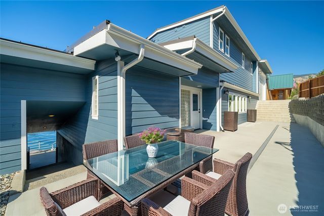 665 Manson Boulevard, Manson, WA 98831