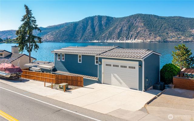 665 Manson Boulevard, Manson, WA 98831