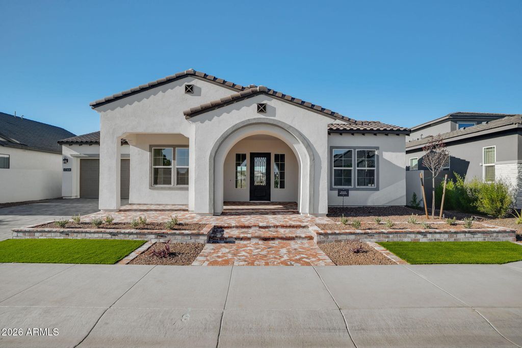 17568 W CRAWFORDSVILLE Drive, Surprise, AZ 85388 — photo 3