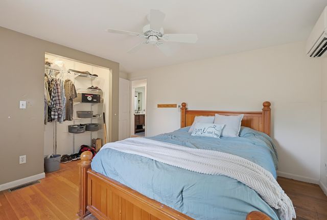 12 Olive Avenue, Salem, NH 03079