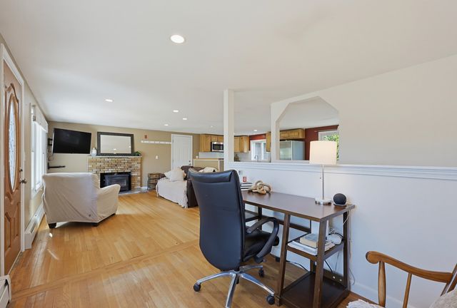 12 Olive Avenue, Salem, NH 03079