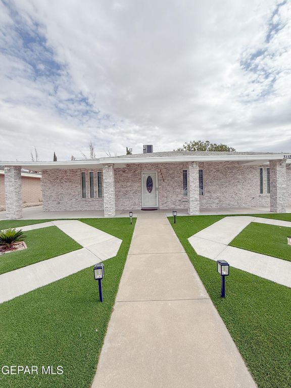 3112 EADS Place, El Paso, TX 79935