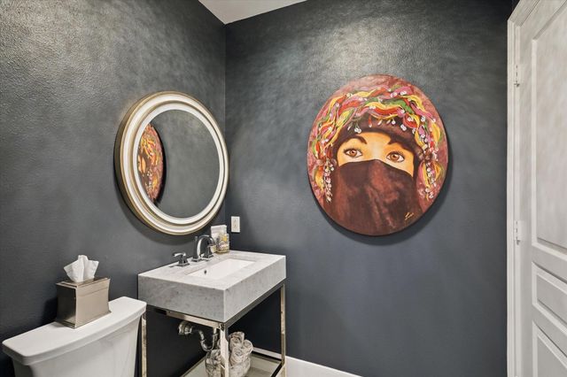 3333 Allen Parkway 701, Houston, TX 77019