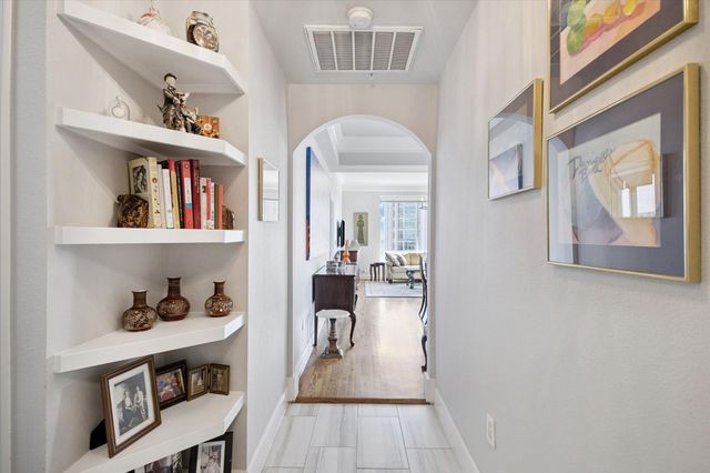 3333 Allen Parkway 701, Houston, TX 77019
