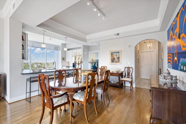 3333 Allen Parkway 701, Houston, TX 77019