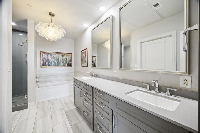 3333 Allen Parkway 701, Houston, TX 77019