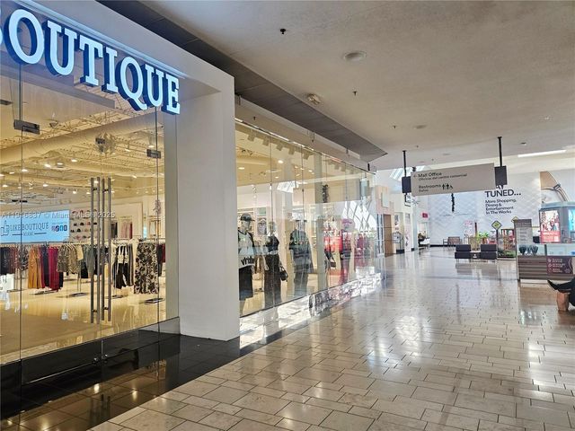 1455 NW 107, Doral, FL 33172