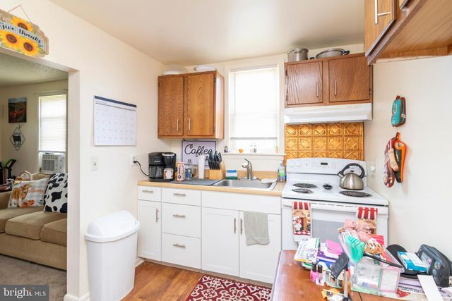 8438 CHURCH RD, Pasadena, MD 21122
