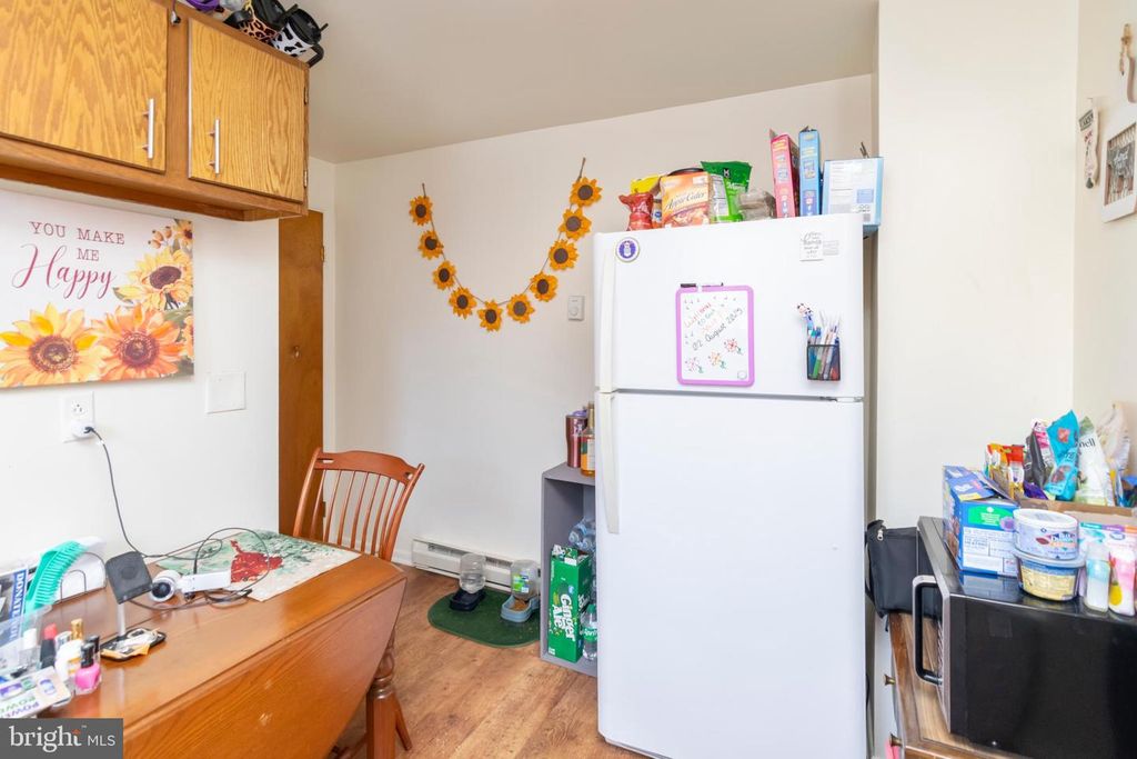 Image 10 of property listing at 8438 CHURCH RD, Pasadena, MD 21122