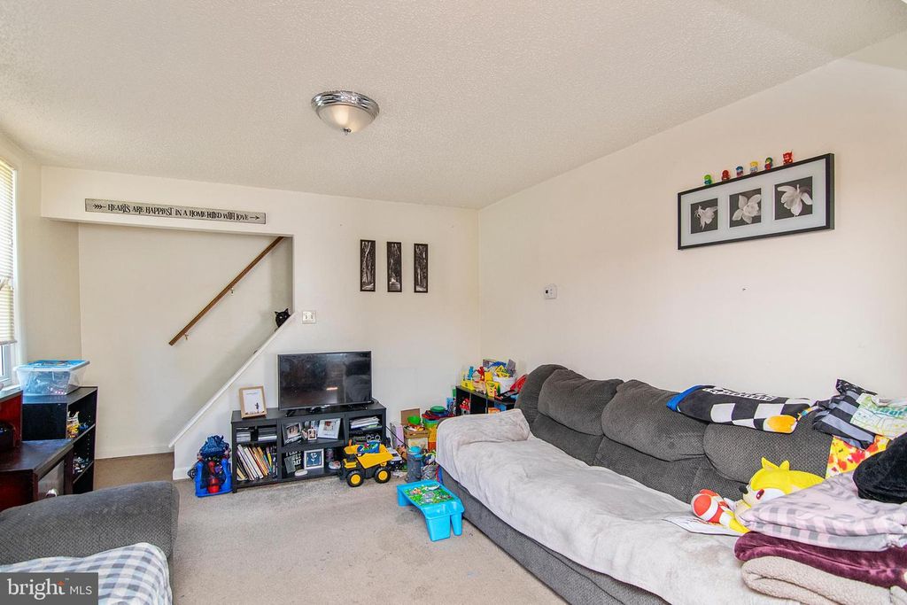 Image 21 of property listing at 8438 CHURCH RD, Pasadena, MD 21122