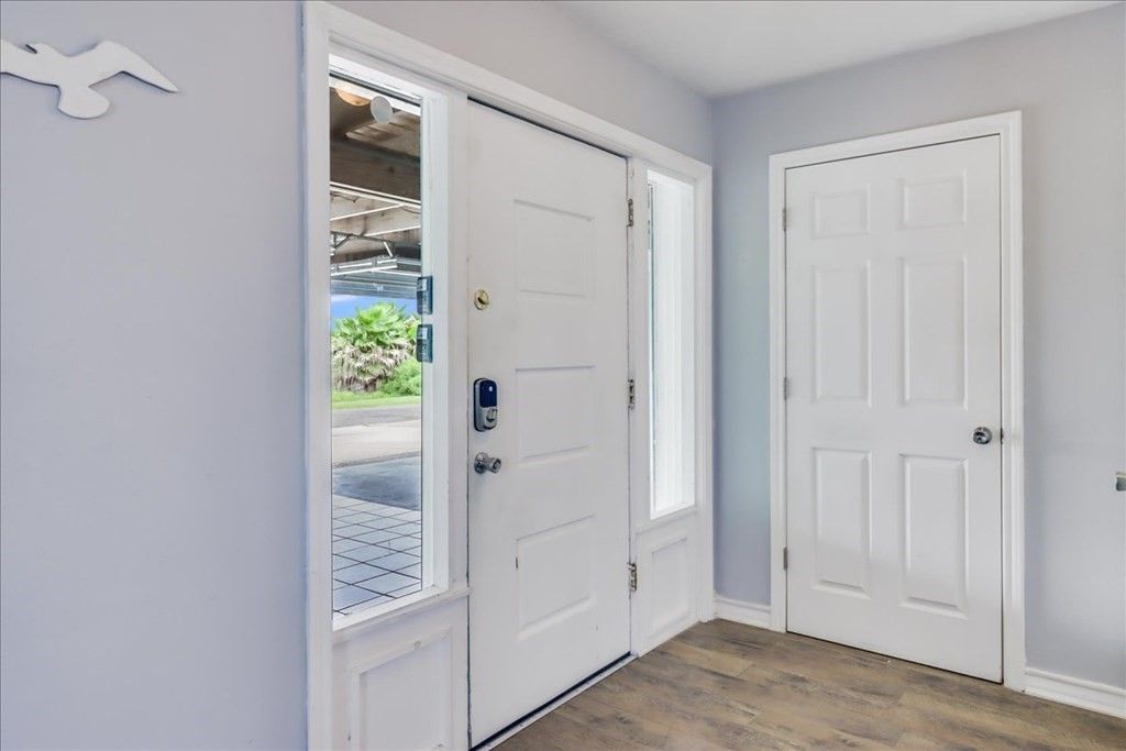 156 Port Saint Claire, City by the Sea, TX 78336 — photo 5