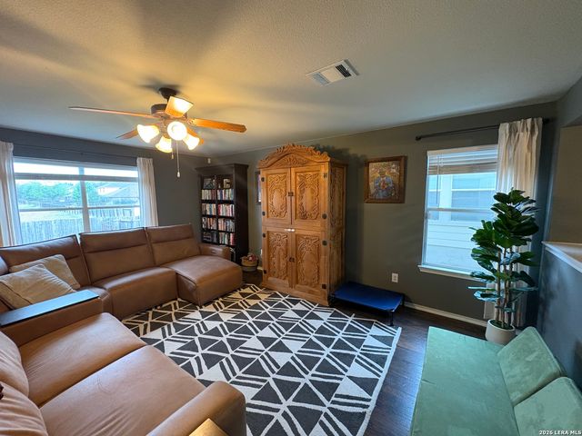 220 ANVIL PL, Cibolo, TX 78108