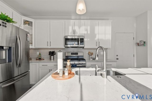 12813 Deep Well Rd, Chesterfield, VA 23112