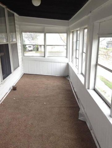 395 Thomas Avenue, Saint Paul, MN 55103