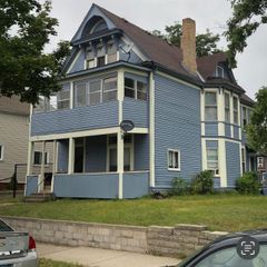 395 Thomas Avenue, Saint Paul, MN 55103