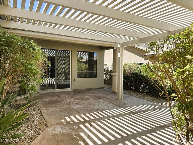 33 Glade Water Drive, Henderson, NV 89052