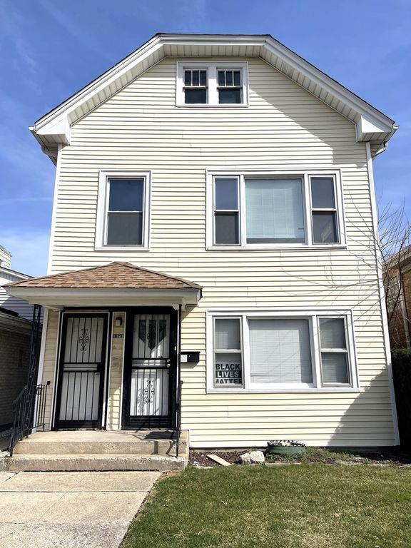 1321 East Avenue, Berwyn, IL 60402