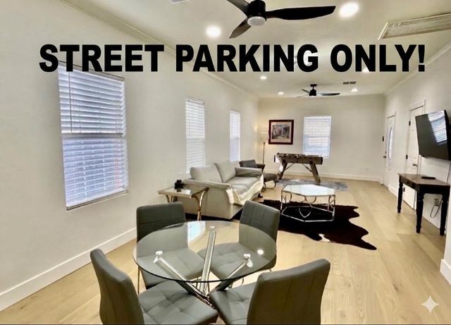 301 Tabor Street, Houston, TX 77009