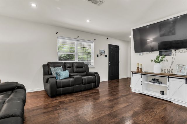 2316 Miriam Lane, Arlington, TX 76010