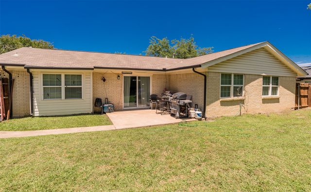 2316 Miriam Lane, Arlington, TX 76010