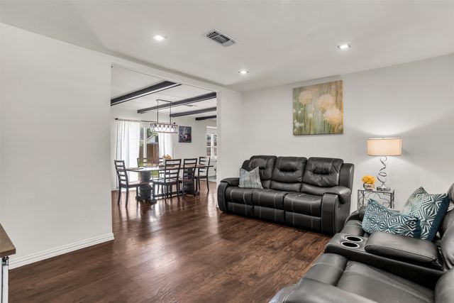 2316 Miriam Lane, Arlington, TX 76010