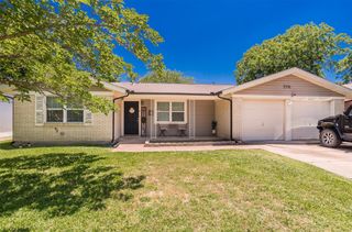 2316 Miriam Lane, Arlington, TX 76010