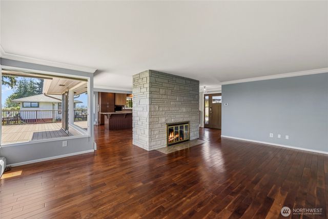 12103 Hilynn Drive, Burlington, WA 98233