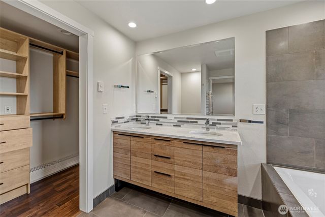 12103 Hilynn Drive, Burlington, WA 98233
