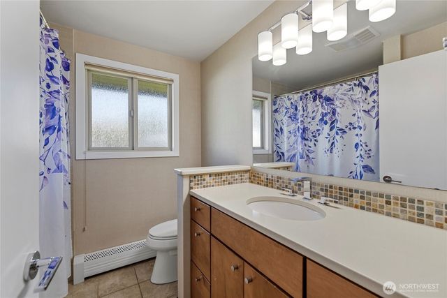 12103 Hilynn Drive, Burlington, WA 98233