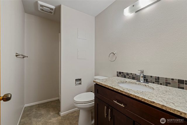 12103 Hilynn Drive, Burlington, WA 98233
