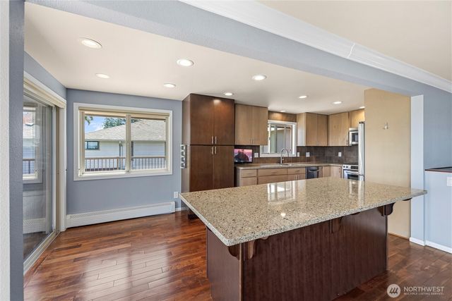 12103 Hilynn Drive, Burlington, WA 98233