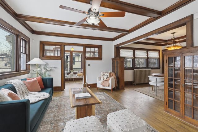 3011 W 47th Street, Minneapolis, MN 55410